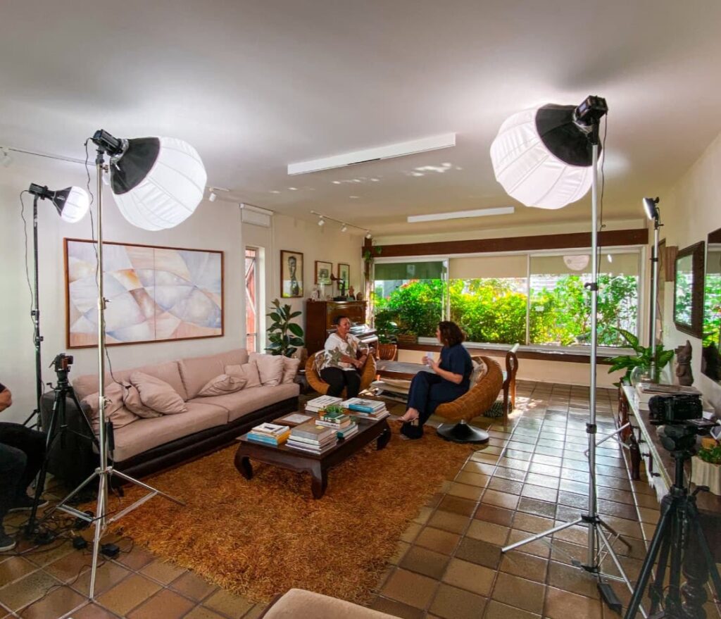 nacozinha entrevistando